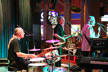 Cascadiacs at Angel of the Winds